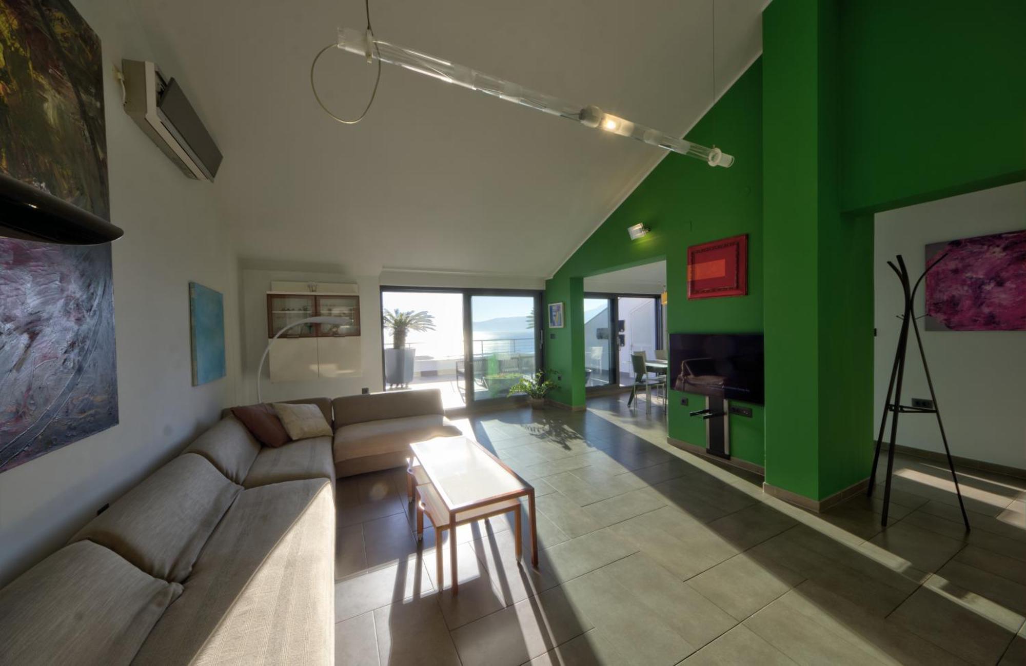 Penthouse Belvedere City View With Private Parking Fiume Esterno foto