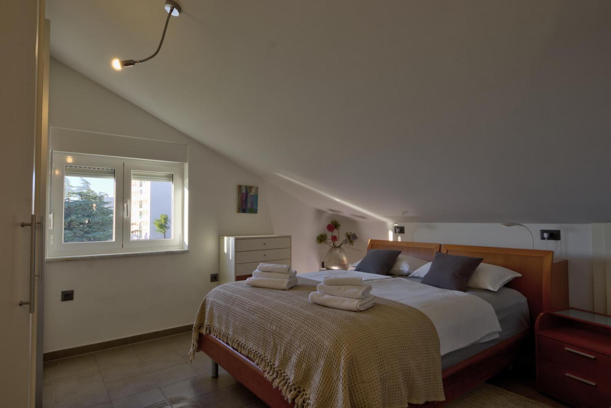 Penthouse Belvedere City View With Private Parking Fiume Esterno foto